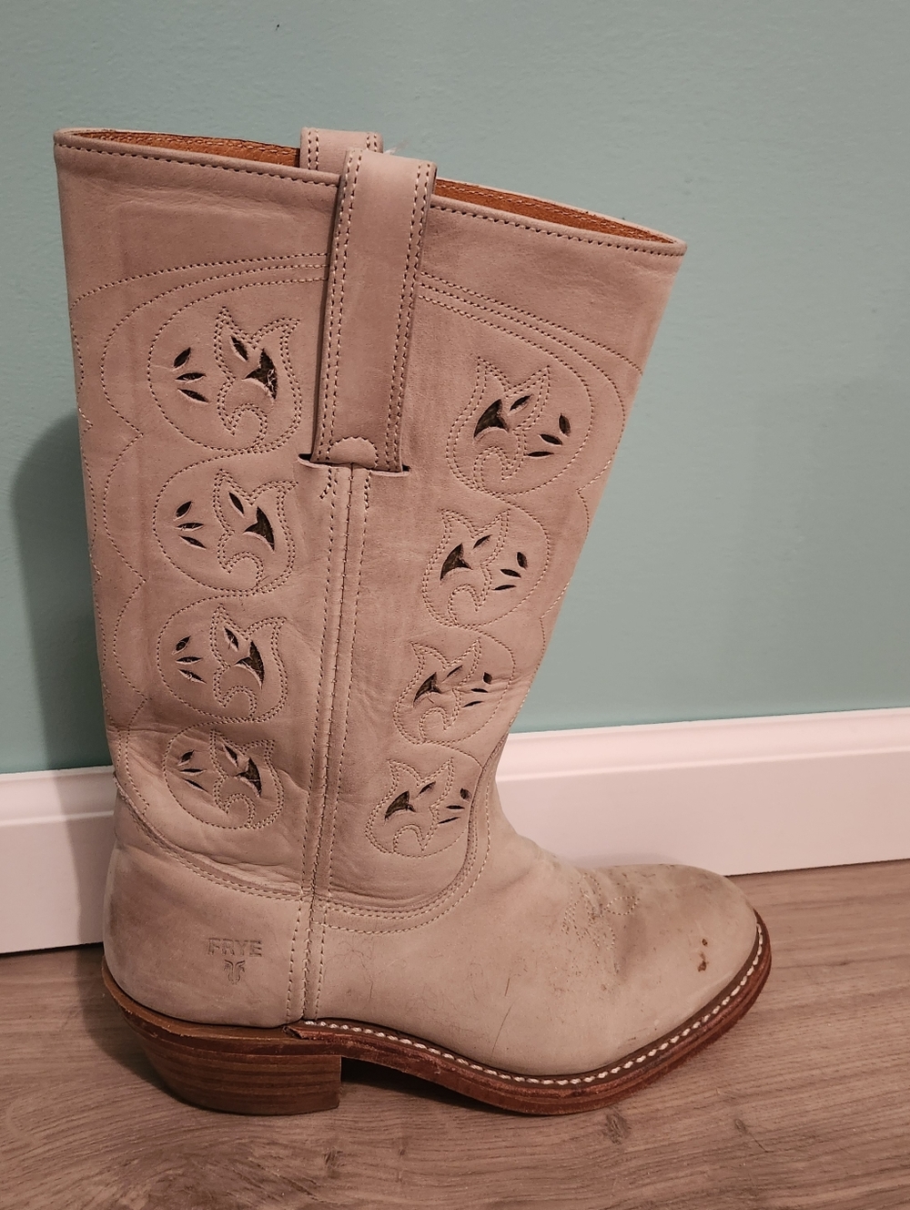 Frye Light Tan Cutout Leather Western Heeled Boots